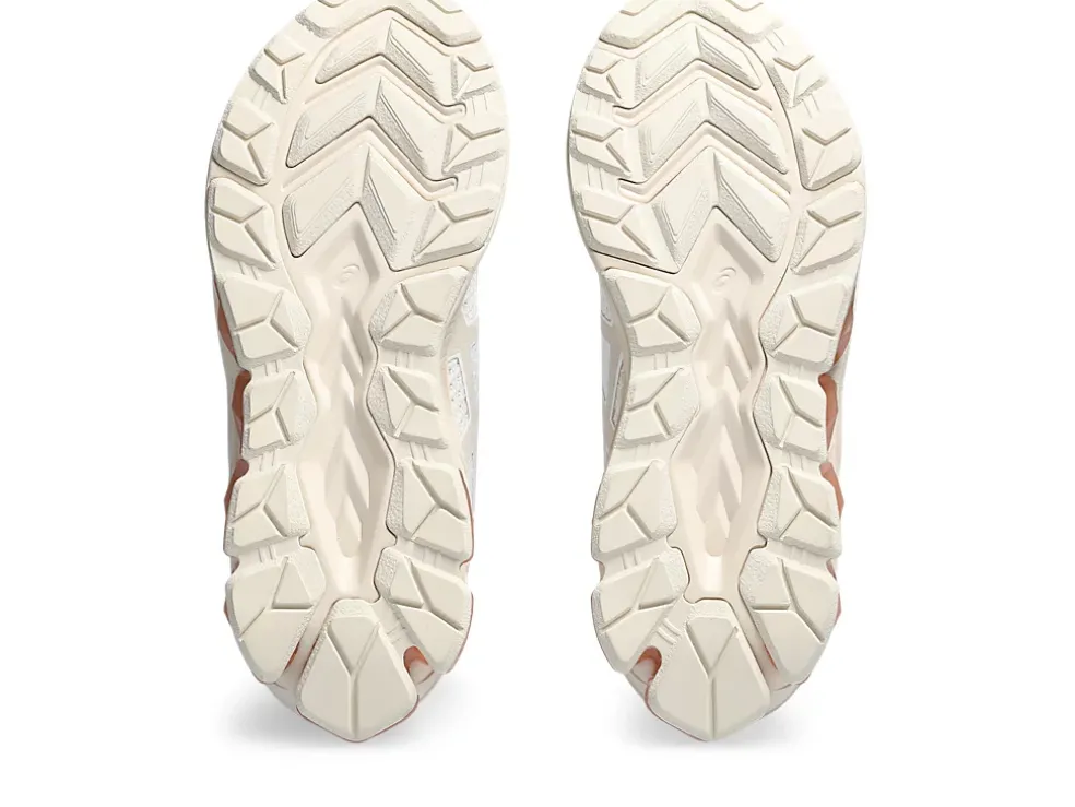 New ASICS GEL-QUANTUM 180 VII White/Oatmeal