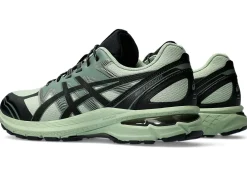 Shop ASICS GEL-TERRAIN Dark Jade/Black