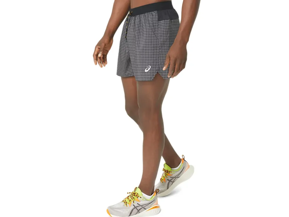 Store ASICS MEN FUJITRAIL LOGO SHORT Performance Black/Lime Zest