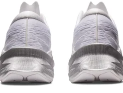 New ASICS NOVABLAST 3 White/Piedmont Grey