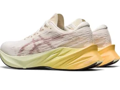 Flash Sale ASICS NOVABLAST 3 Cream/Fawn