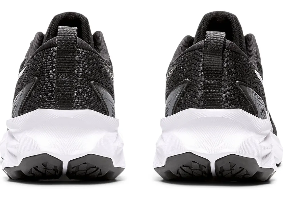 Store ASICS NOVABLAST 2 GRADE SCHOOL Black/White