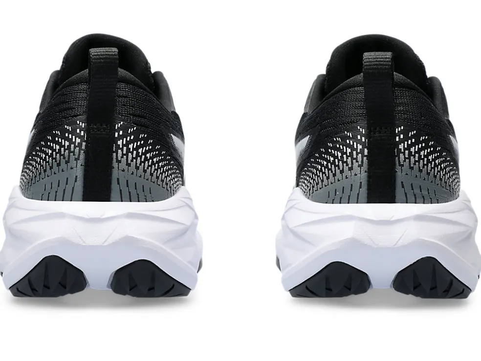 New ASICS NOVABLAST 4 GRADE SCHOOL Black/White
